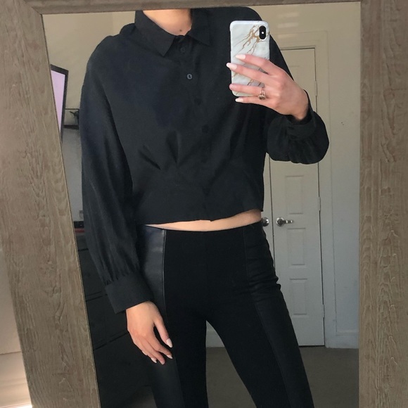 Button up top - Picture 2 of 6